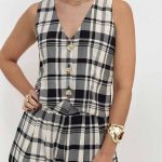 BASIC VEST BLACK SQUARE