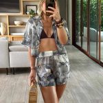 MARINA SHORT GREY TROPICAL