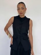 RUFFLED VEST BLACK
